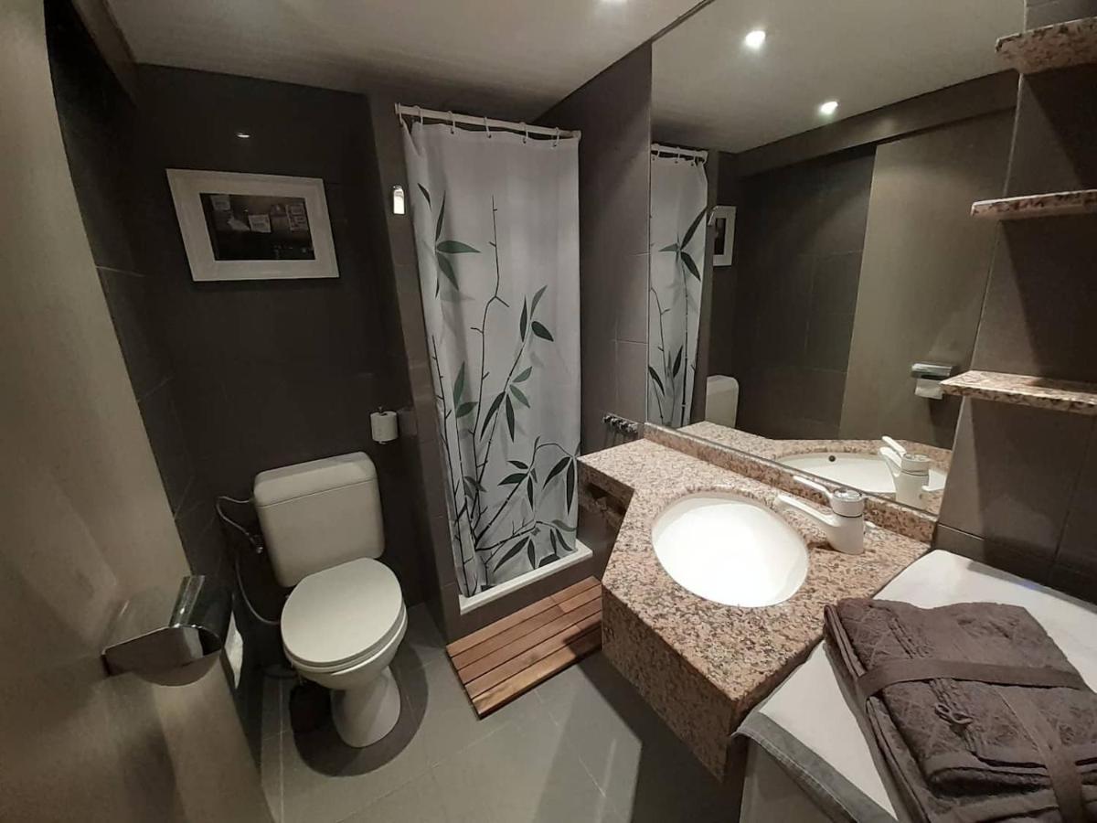 Studio Quartier Calme Centre Ville Vue Mont Blanc Chamonix Exterior foto